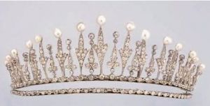 Royal crowns - Diamond and Pearl tiara.JPG